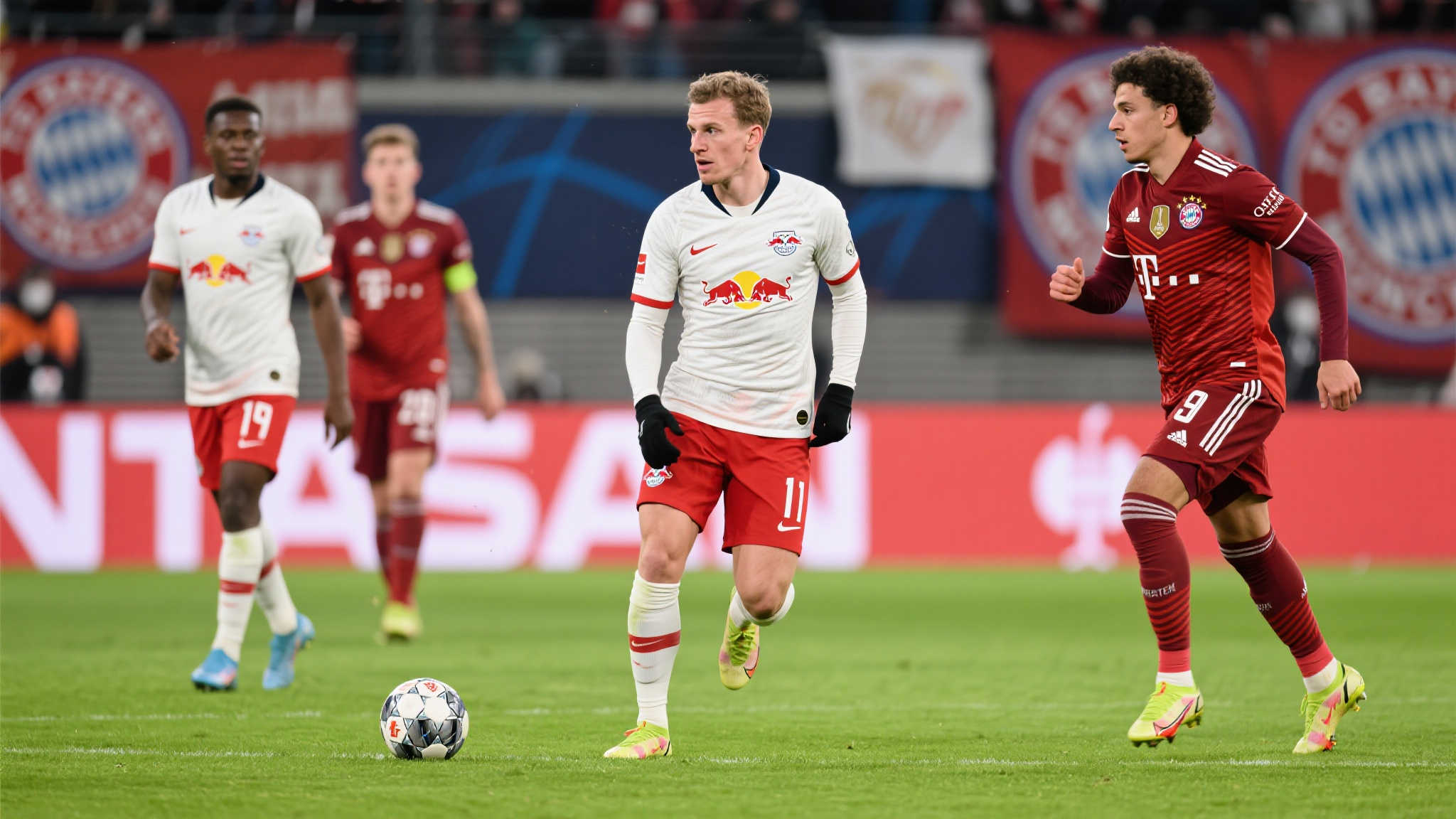 埃贝尔突然离美,马特乌斯指出拜仁引援或陷紧张局面 如今处于赛季过渡阶段,各大豪门纷纷努力为下半赛季储